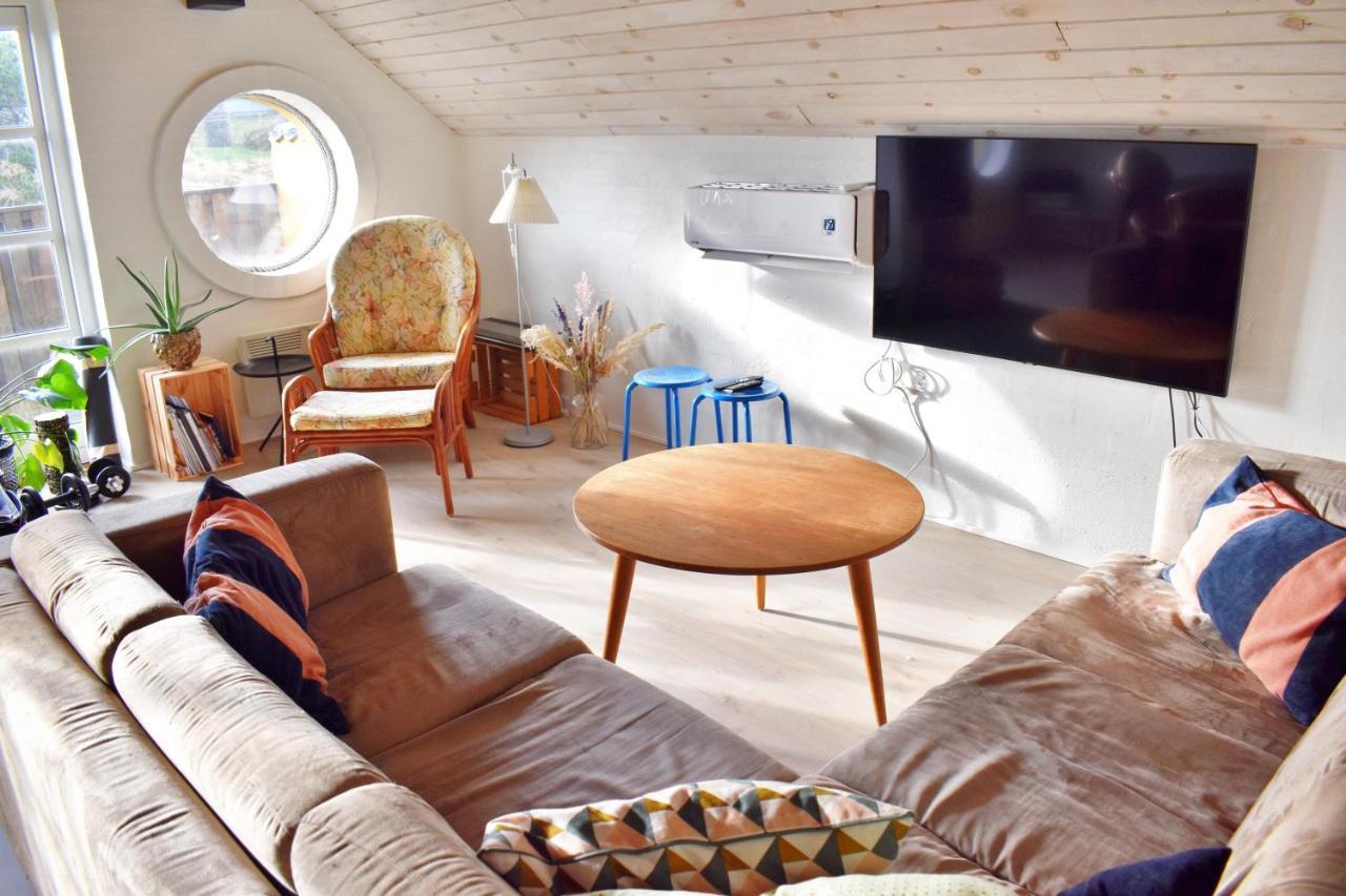 Viking Surf Cottage Klitmøller Екстериор снимка